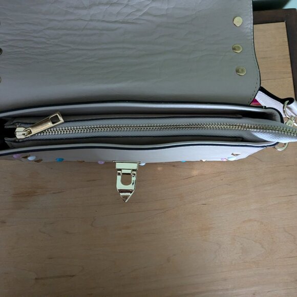 Roberta M Purse - Picture 7 of 8